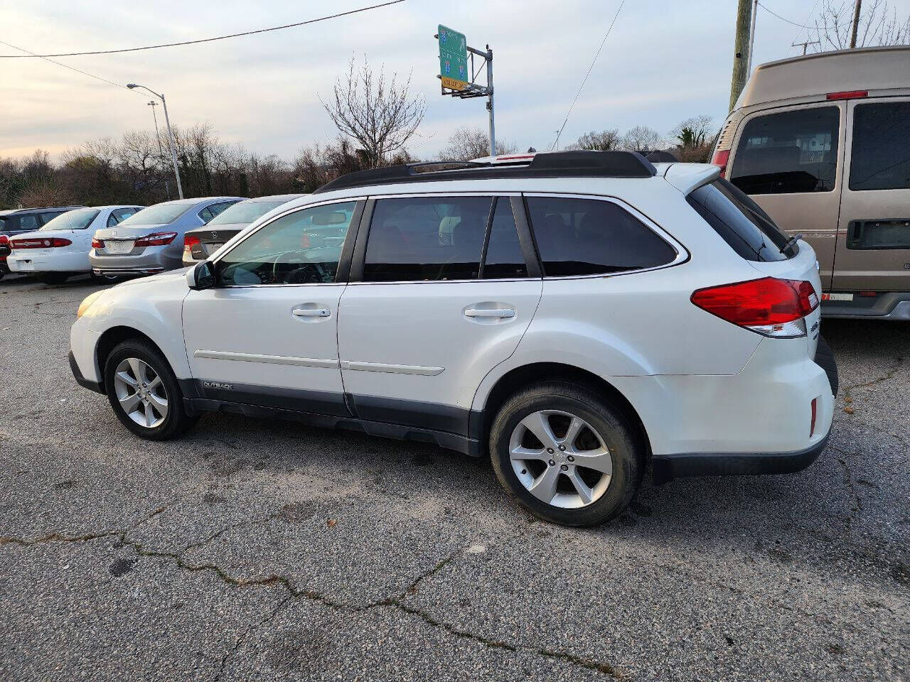 2013 SUBARU Outback