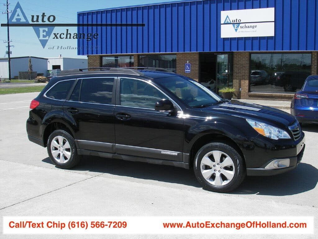 2011 SUBARU Outback