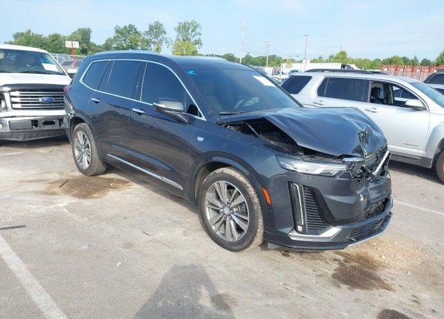 2021 CADILLAC XT6