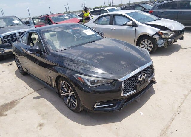2017 INFINITI Q60