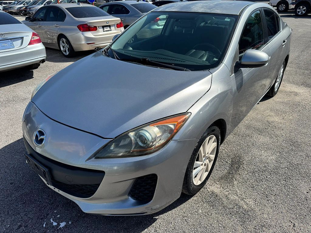 2012 MAZDA Mazda3