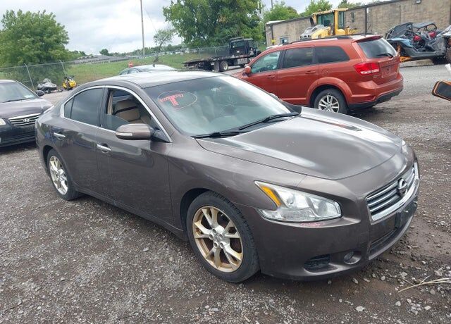 2014 NISSAN Maxima