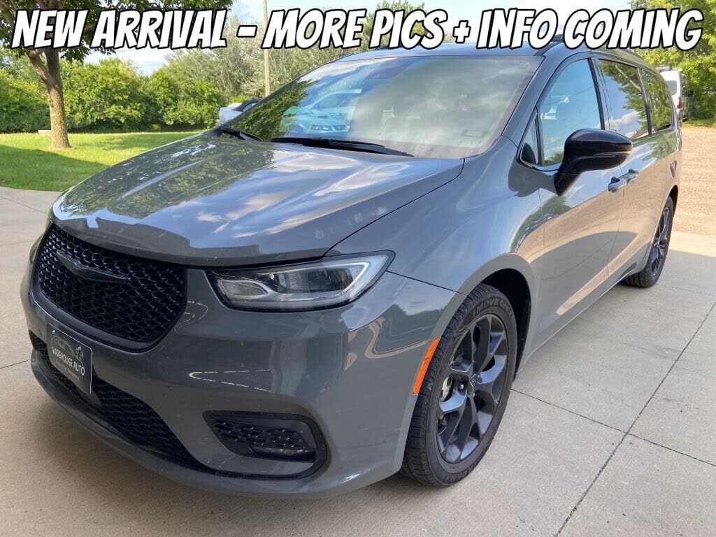 2025 CHRYSLER Pacifica