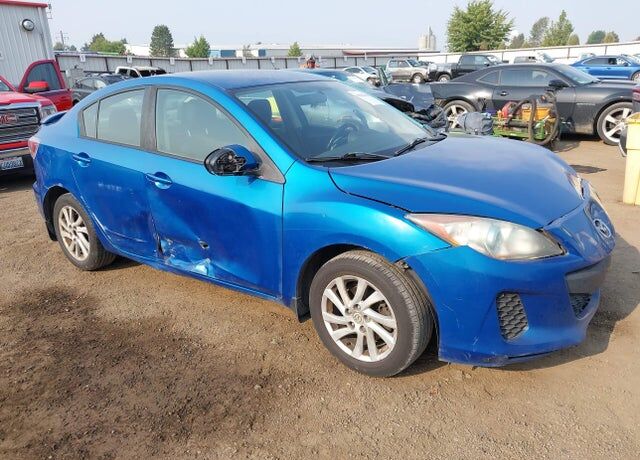 2012 MAZDA Mazda3