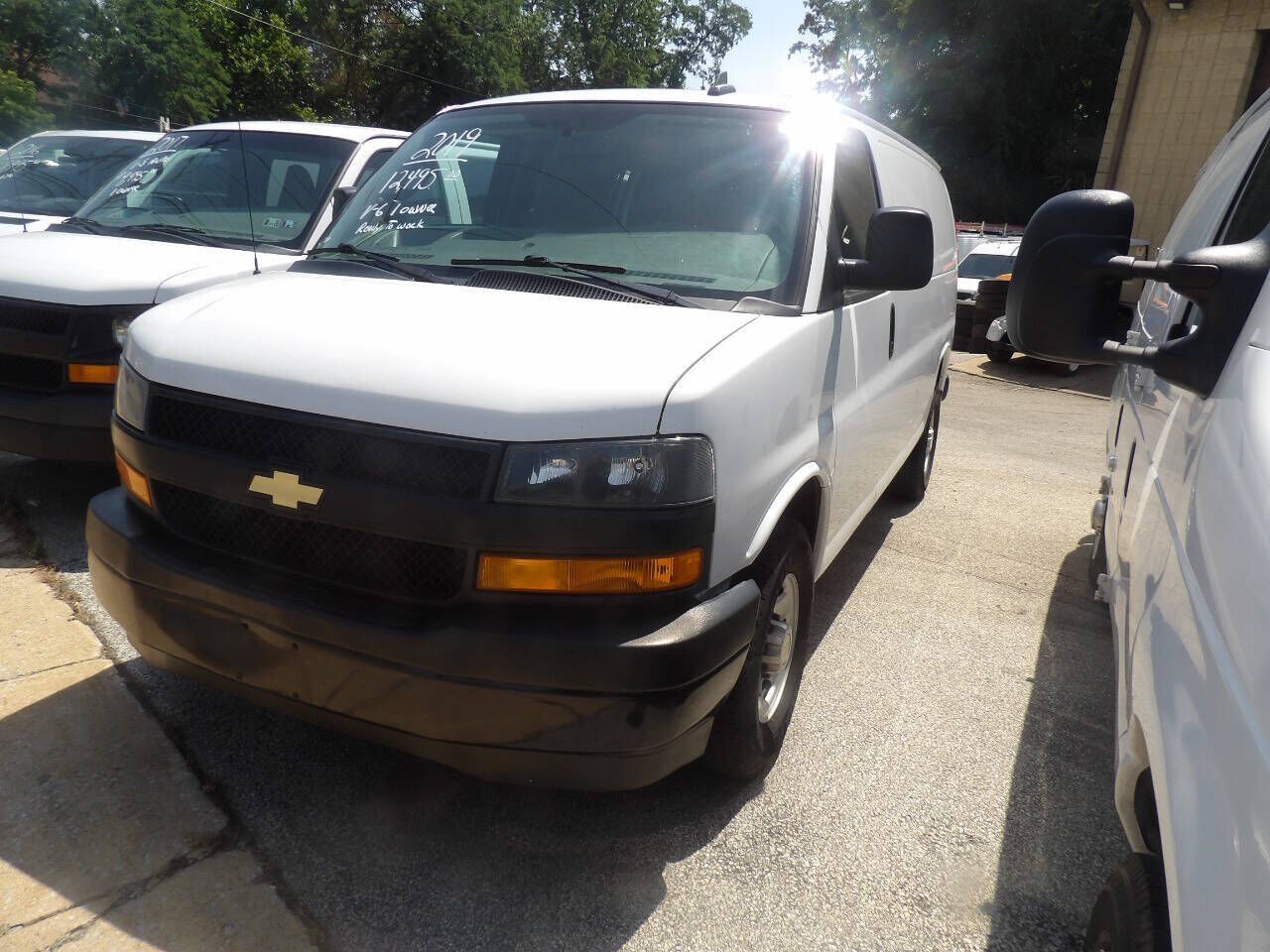 2019 CHEVROLET Express