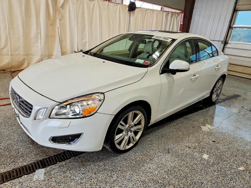 2011 VOLVO S60