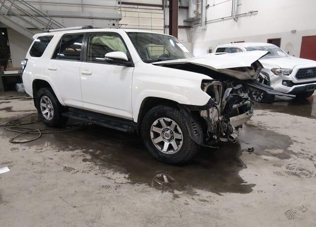 2016 TOYOTA 4-Runner