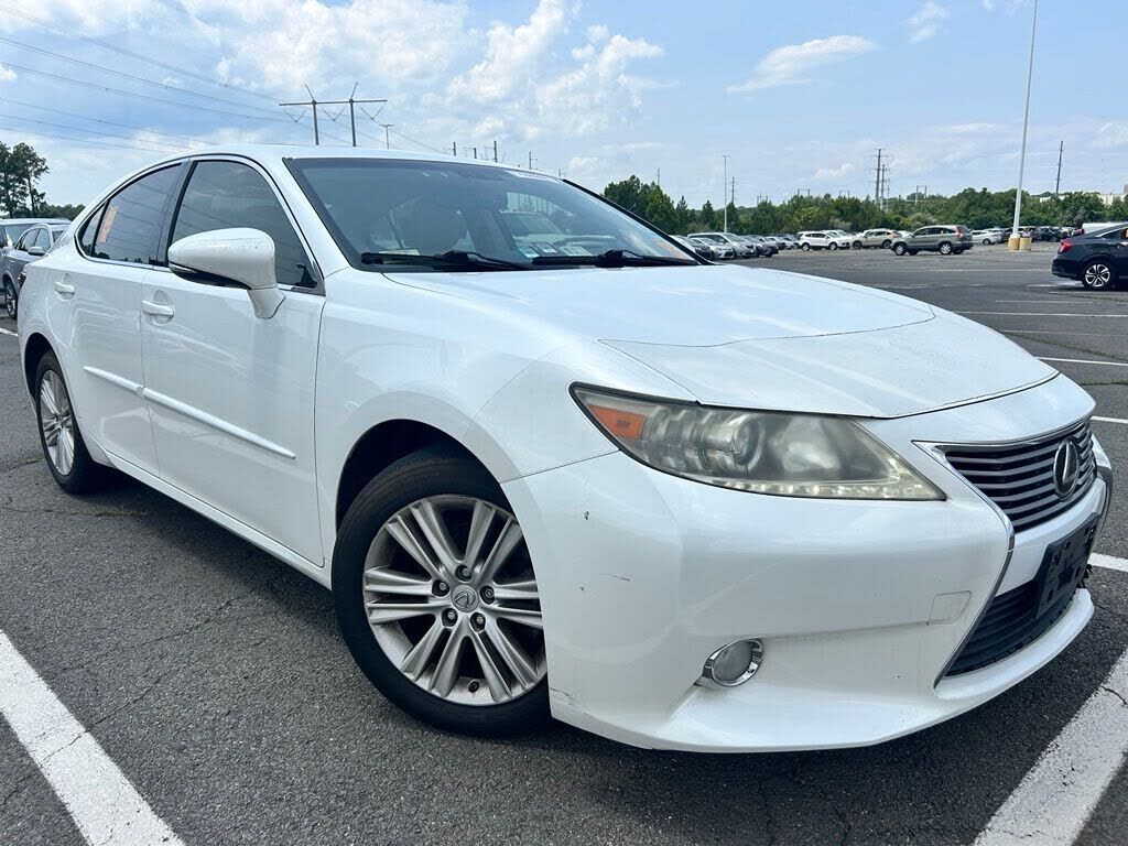 2013 LEXUS ES