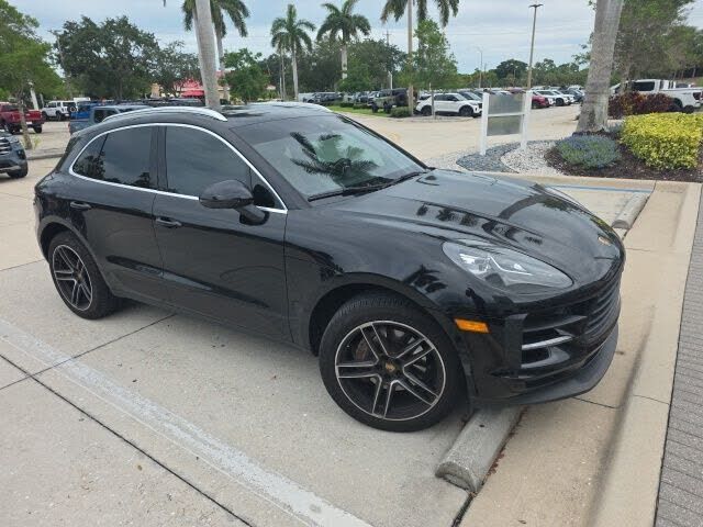 2021 PORSCHE Macan