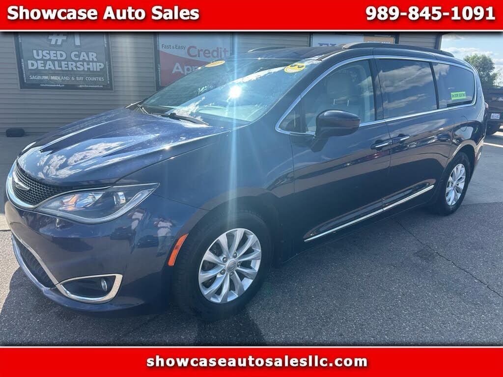2017 CHRYSLER Pacifica