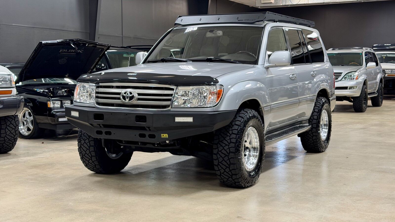 2006 TOYOTA Land Cruiser