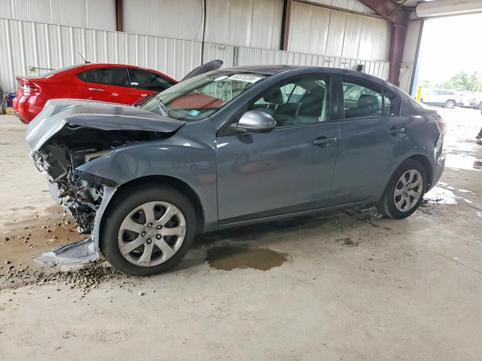 2012 MAZDA Mazda3