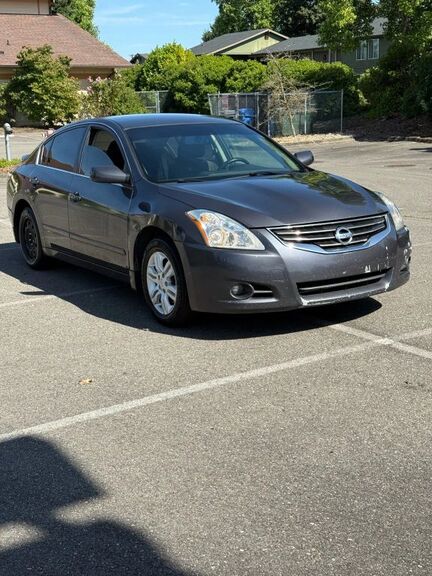 2012 NISSAN Altima