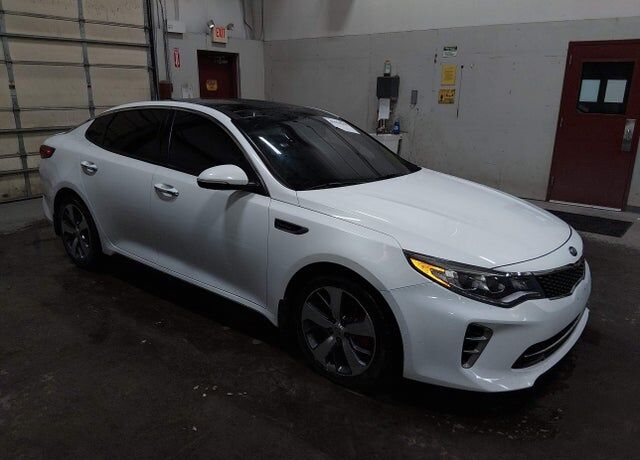 2017 KIA Optima