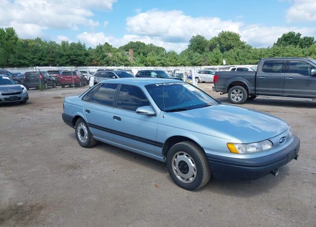 1992 FORD Taurus