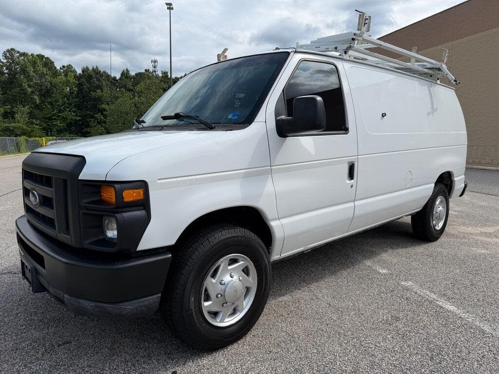 2013 FORD E-250