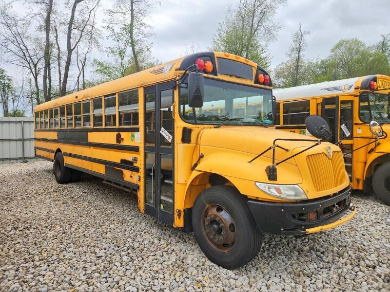 2011 IC BUS PB105