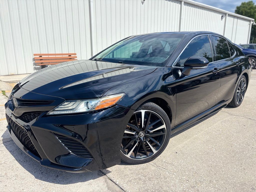 2018 TOYOTA Camry