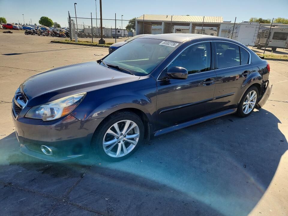 2013 SUBARU Legacy