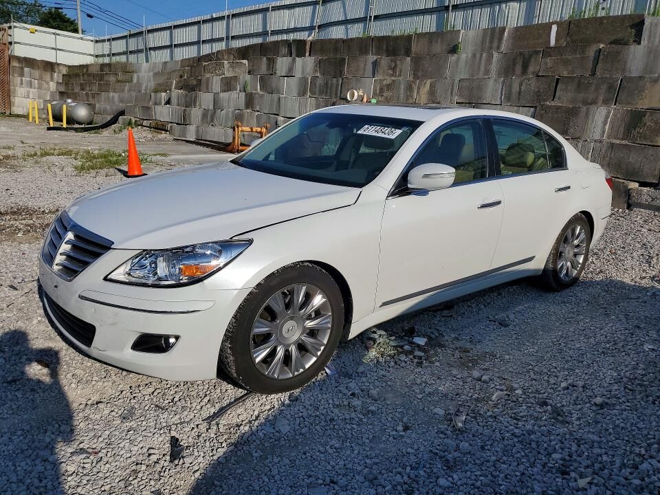 2011 HYUNDAI Genesis