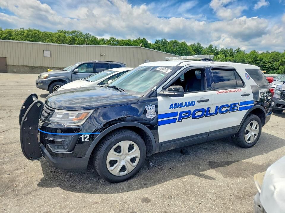 2018 FORD Explorer