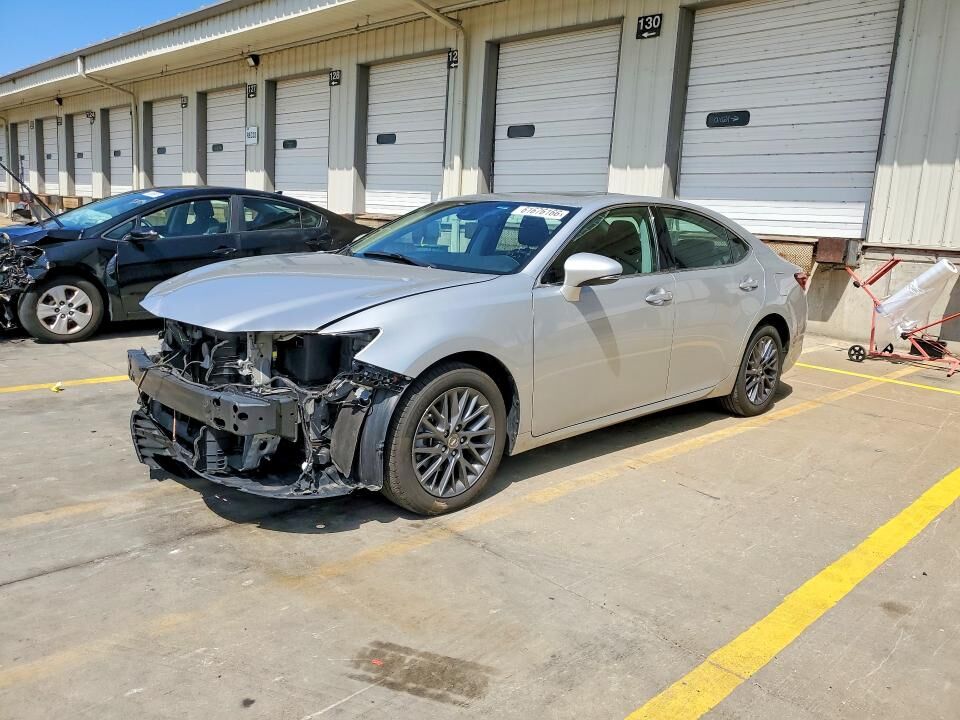 2018 LEXUS ES
