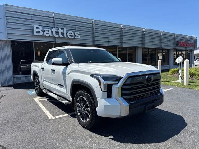 2023 TOYOTA Tundra