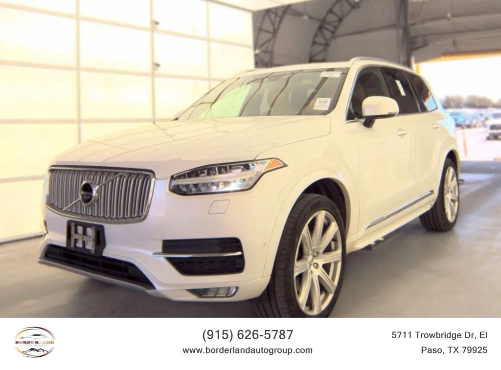 2017 VOLVO XC90