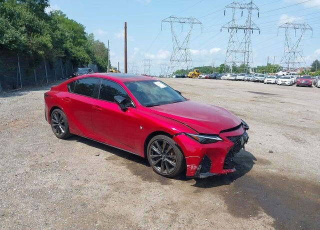 2025 LEXUS IS