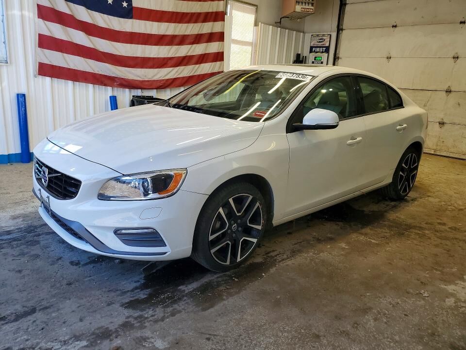 2018 VOLVO S60
