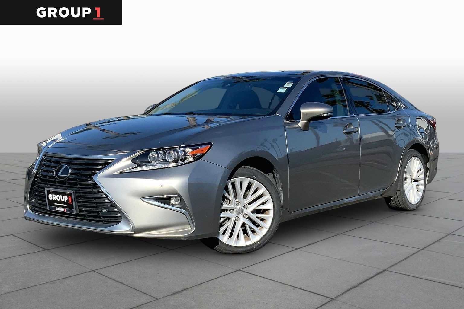 2017 LEXUS ES