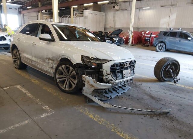 2019 AUDI Q8