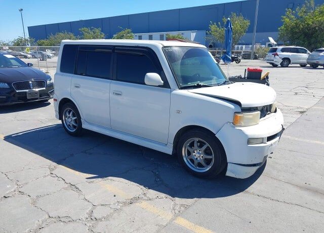 2004 TOYOTA SCION