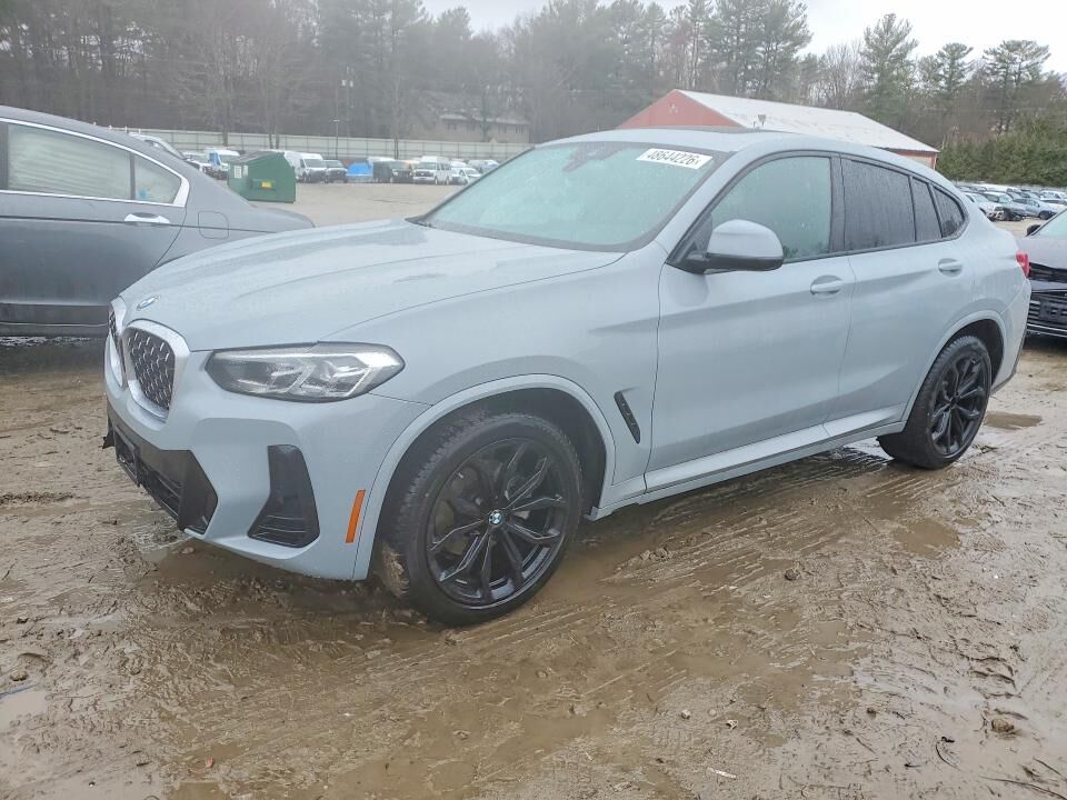 2022 BMW X4
