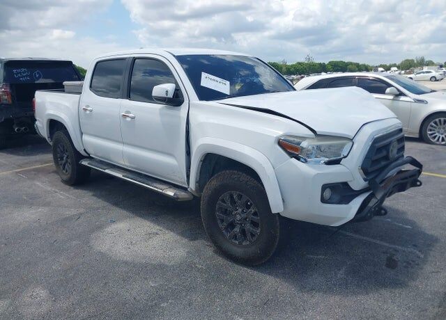 2020 TOYOTA Tacoma