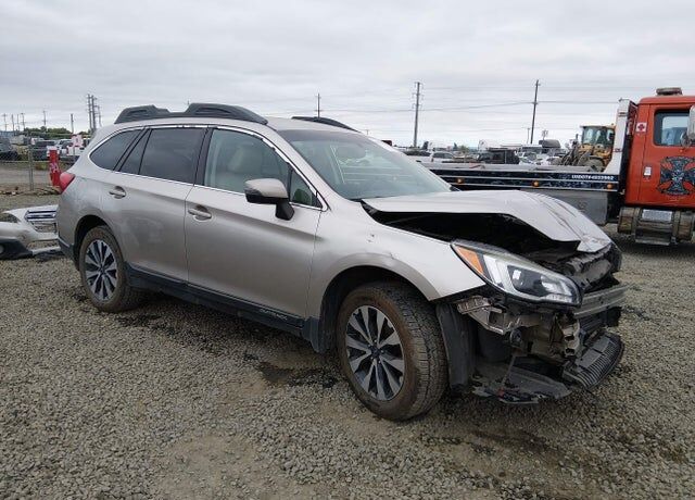 2015 SUBARU Outback