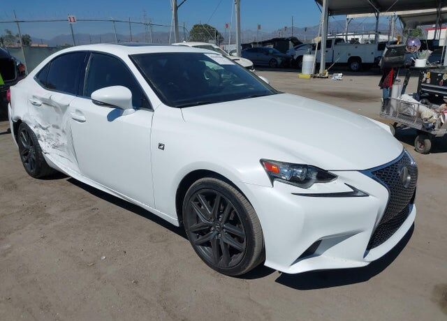 2016 LEXUS IS
