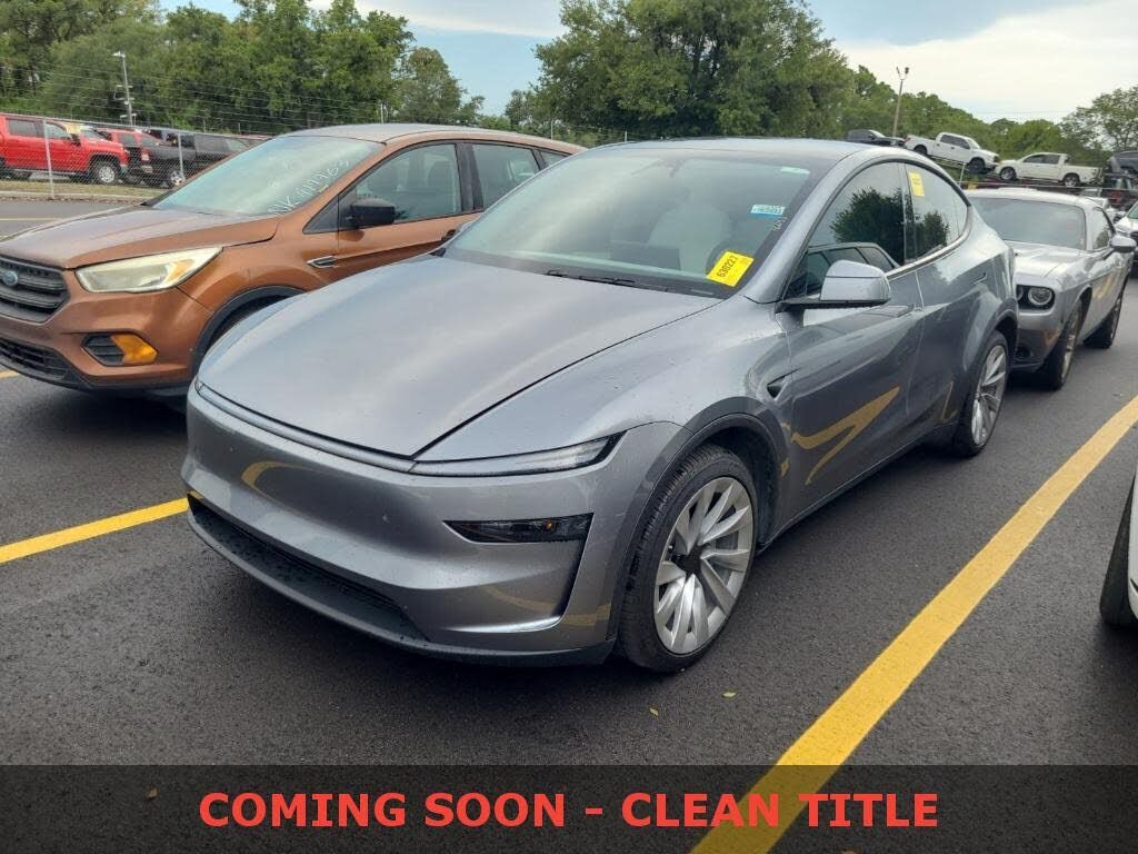 2026 TESLA Model Y