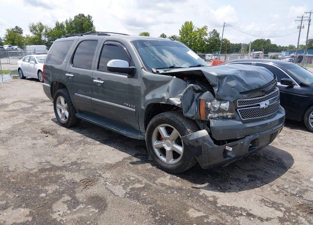 2011 CHEVROLET Tahoe
