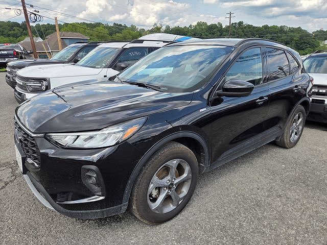 2025 FORD Escape