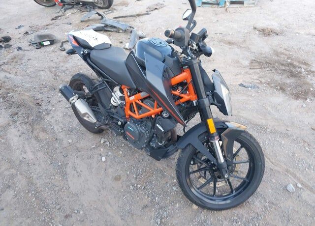 2023 KTM DUKE