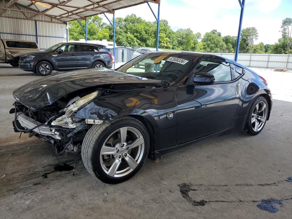 2009 NISSAN 370Z