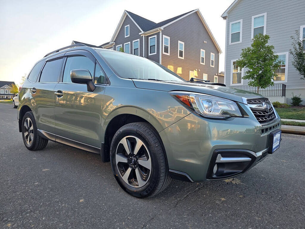 2017 SUBARU Forester