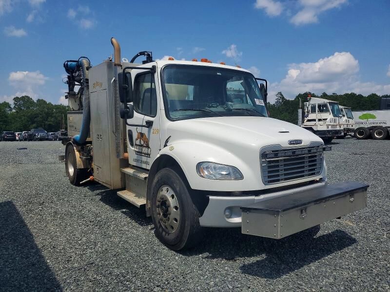 2018 FREIGHTLINER M2