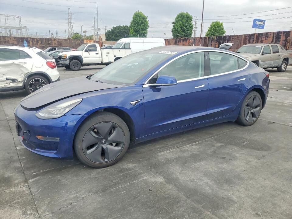 2018 TESLA Model 3