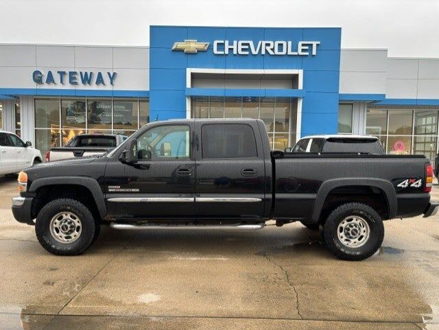 2005 GMC Sierra