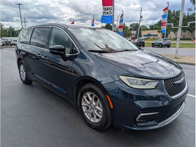 2023 CHRYSLER Pacifica