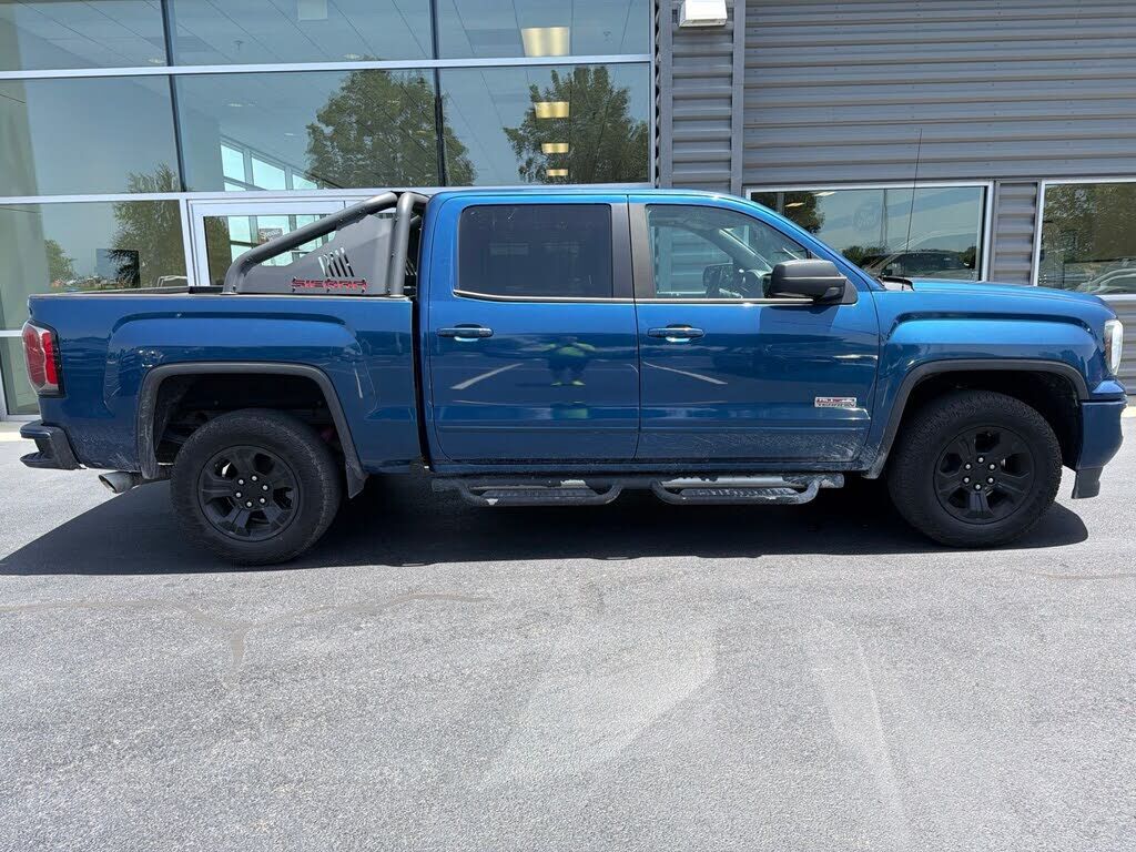 2017 GMC Sierra