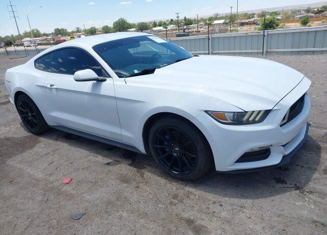 2017 FORD Mustang