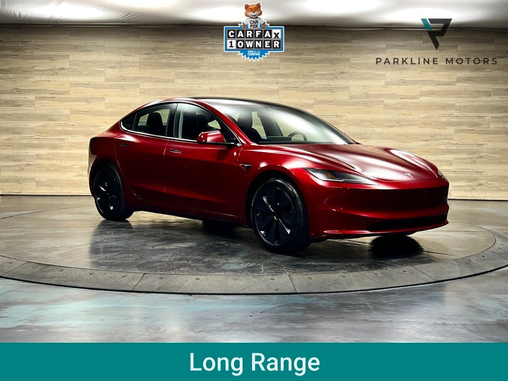 2025 TESLA Model 3